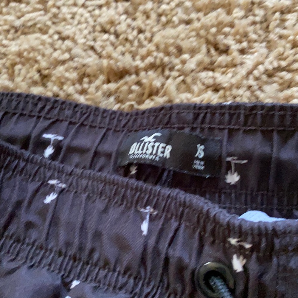 Hollister men’s swim trunks
